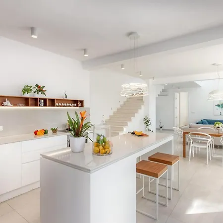 Holiday home Luce Primosten